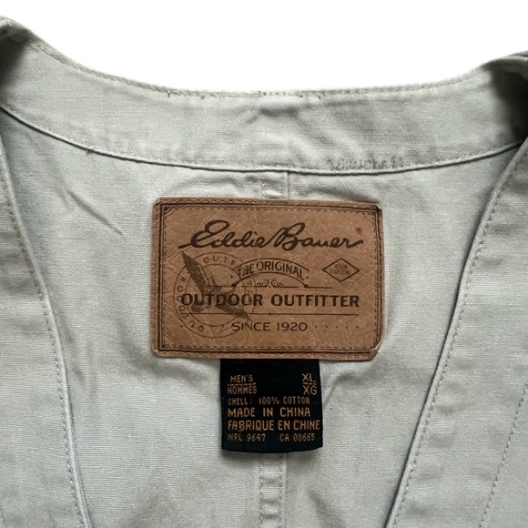 Eddie Bauer Men’s Khaki Tan Button Outdoor Vest with Pockets Size XL - Picture 2 of 7